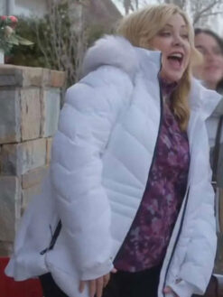 Jennifer Aspen White Puffer Hooded Jacket