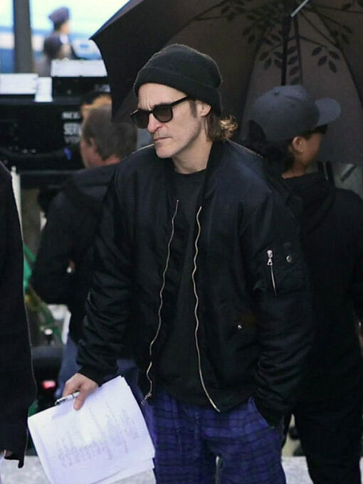 Joaquin Phoenix Black Jacket