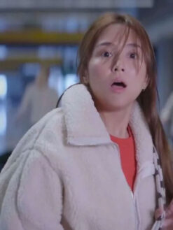 Kathryn Bernardo White Jacket